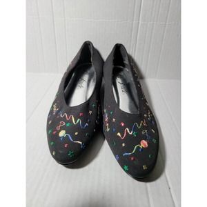 Life Stride Celebration theme embroidered Women's Flats Size 7C